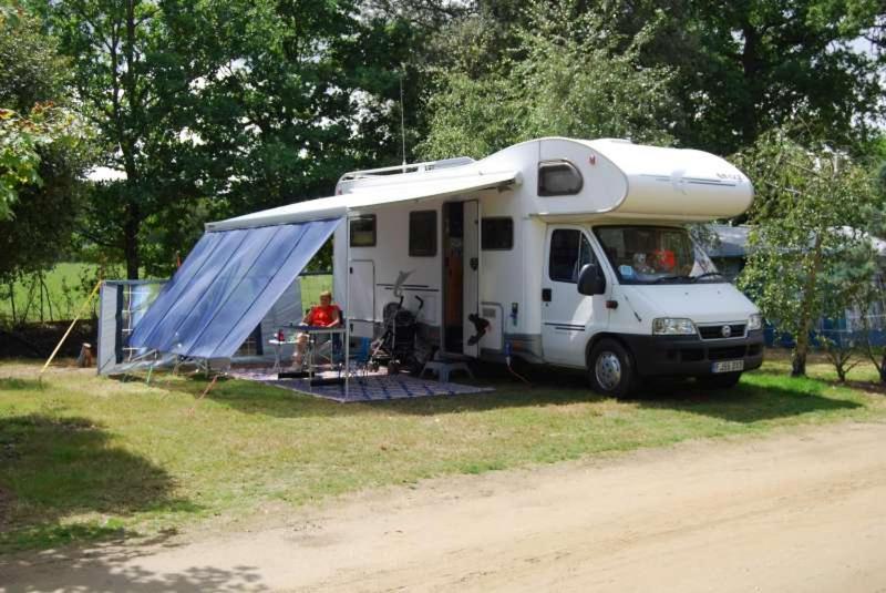 Camping Le Bois Joli Hotel Exterior photo