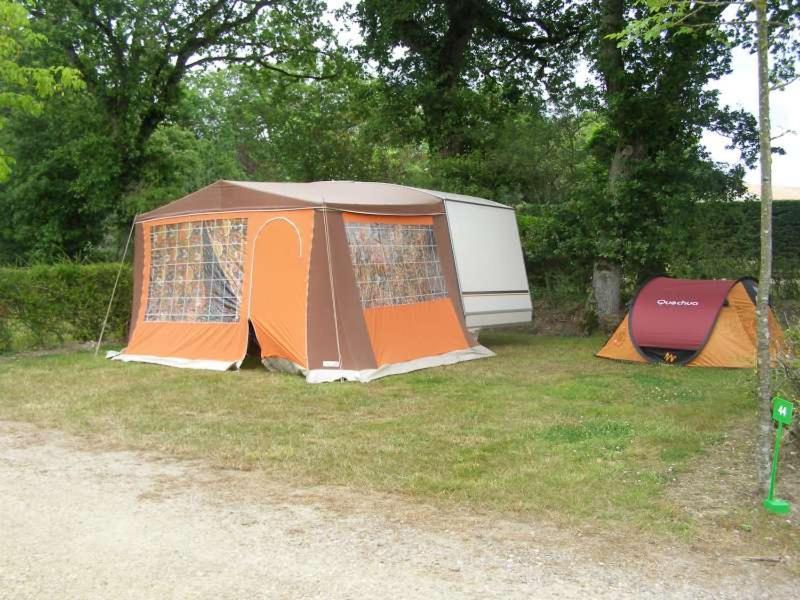 Camping Le Bois Joli Hotel Exterior photo