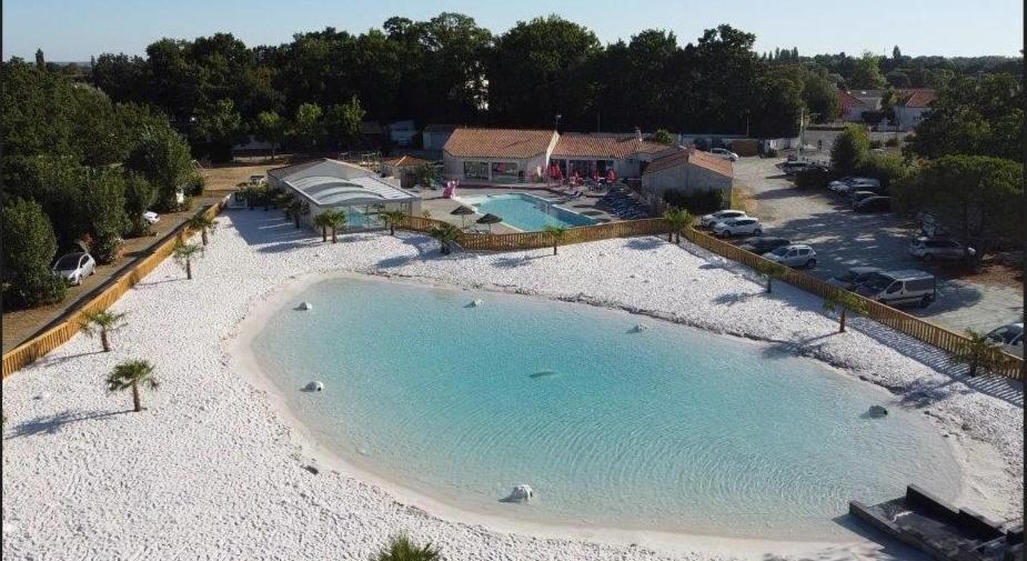 Camping Le Bois Joli Hotel Exterior photo