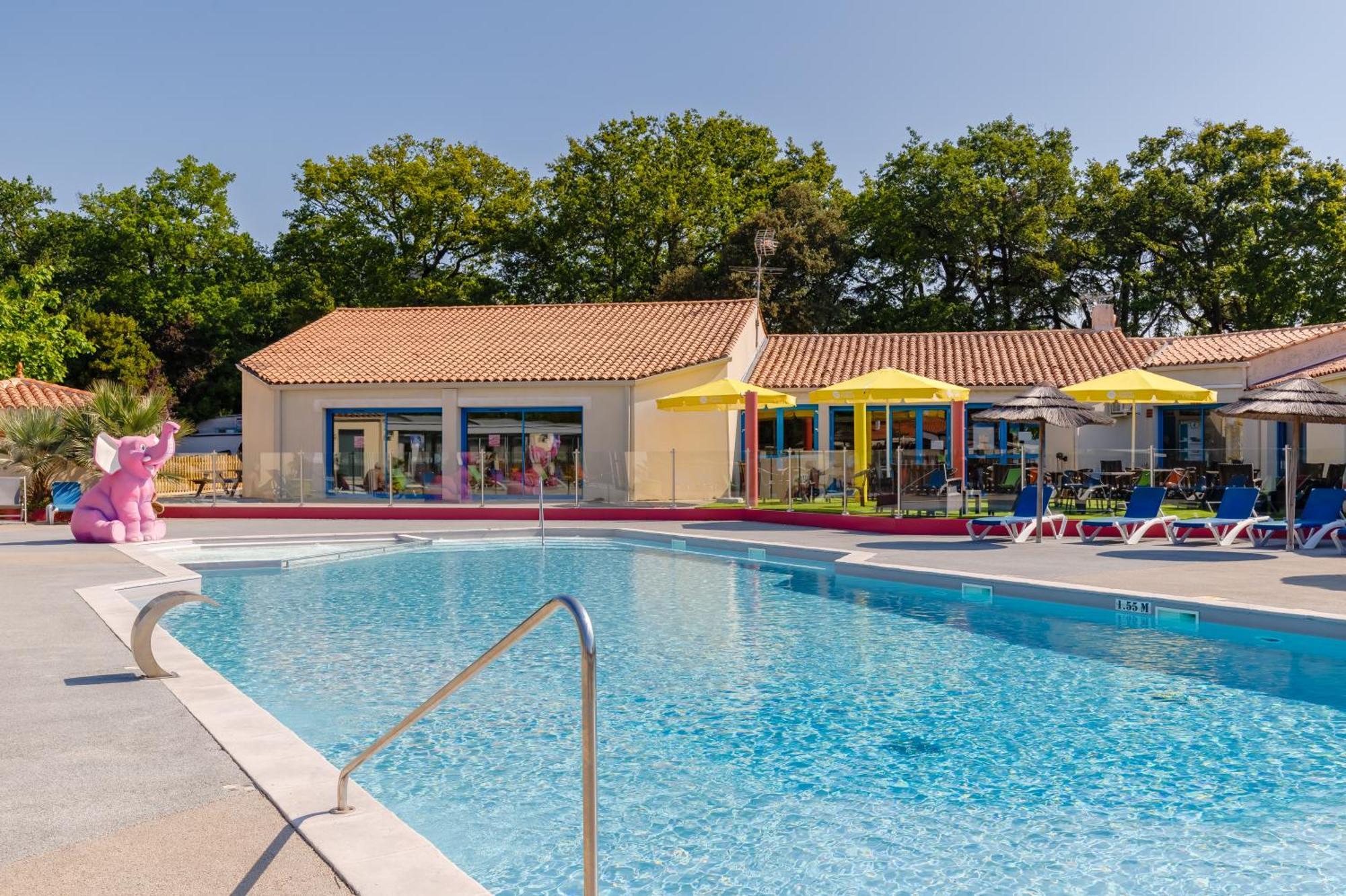 Camping Le Bois Joli Hotel Exterior photo