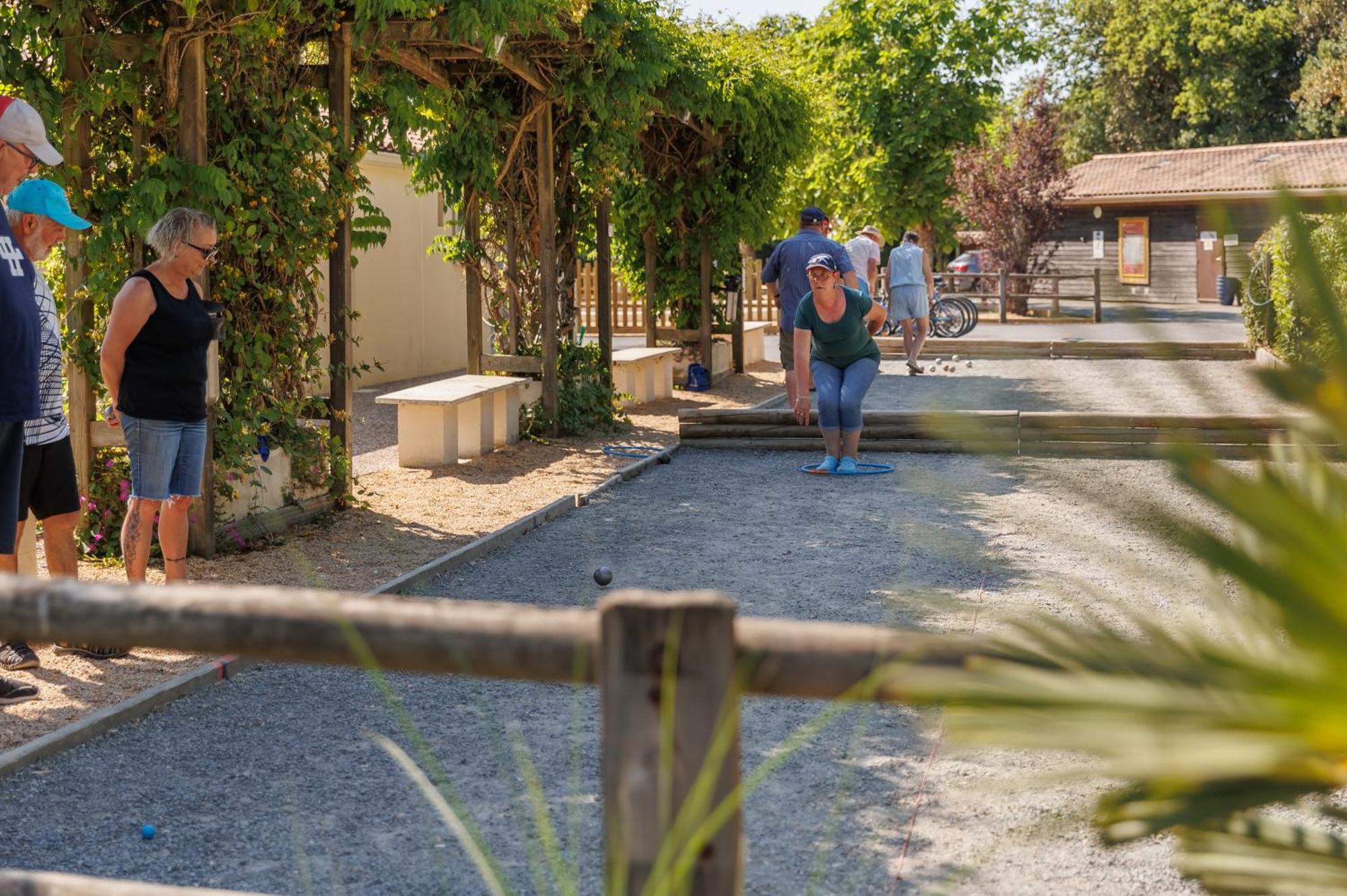 Camping Le Bois Joli Hotel Exterior photo